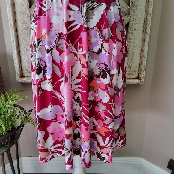 Maggy London Women's Flutter Sleeve Ruffle High Neck Blouson A-Line Midi Dress - Picture 6 of 15